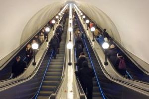 б.9.23. аттестация членов аттестационных комиссий организаций, эксплуатирующих эскалаторы в метрополитенах