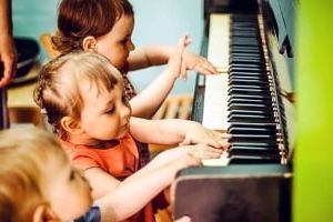 музыкальный руководитель