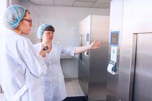 правила эксплуатации и требования безопасности при работе на паровых стерилизаторах